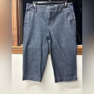Chic Denim Capris for Women